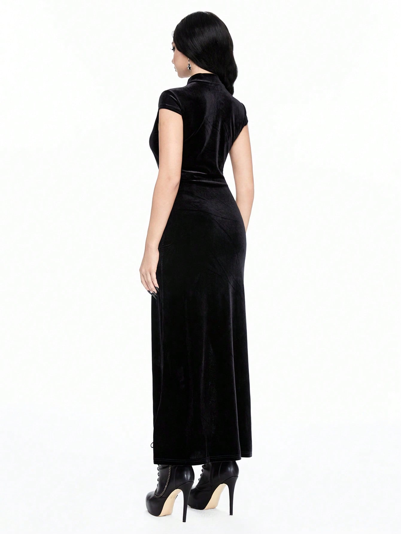 Sultry Goth look Black Velvet Maxi Dress Size 10, Perfect Party Piece