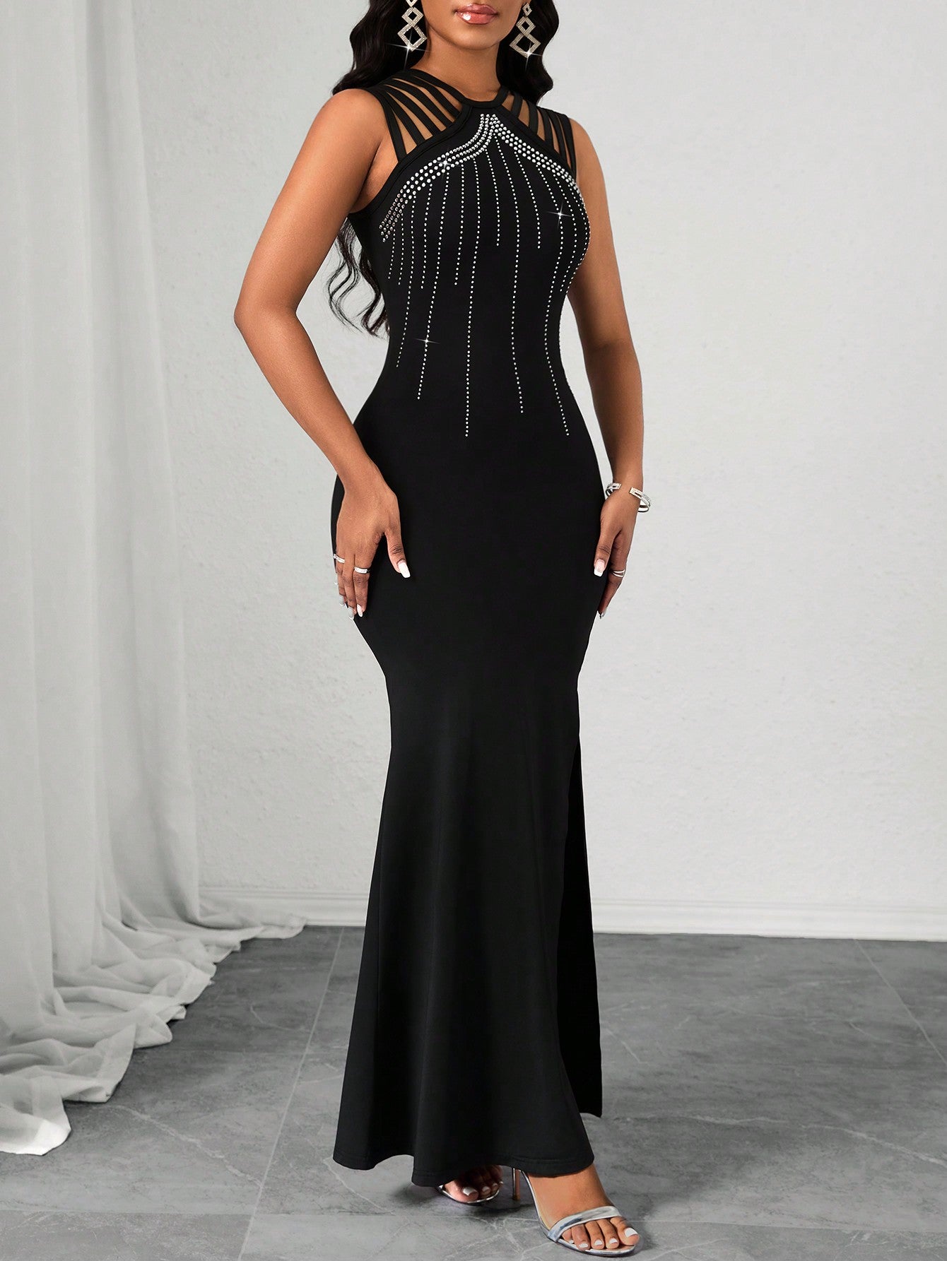 Women's Gorgeous Black Mermaid Rhinestone Strappy Maxi Dress. Size 16
