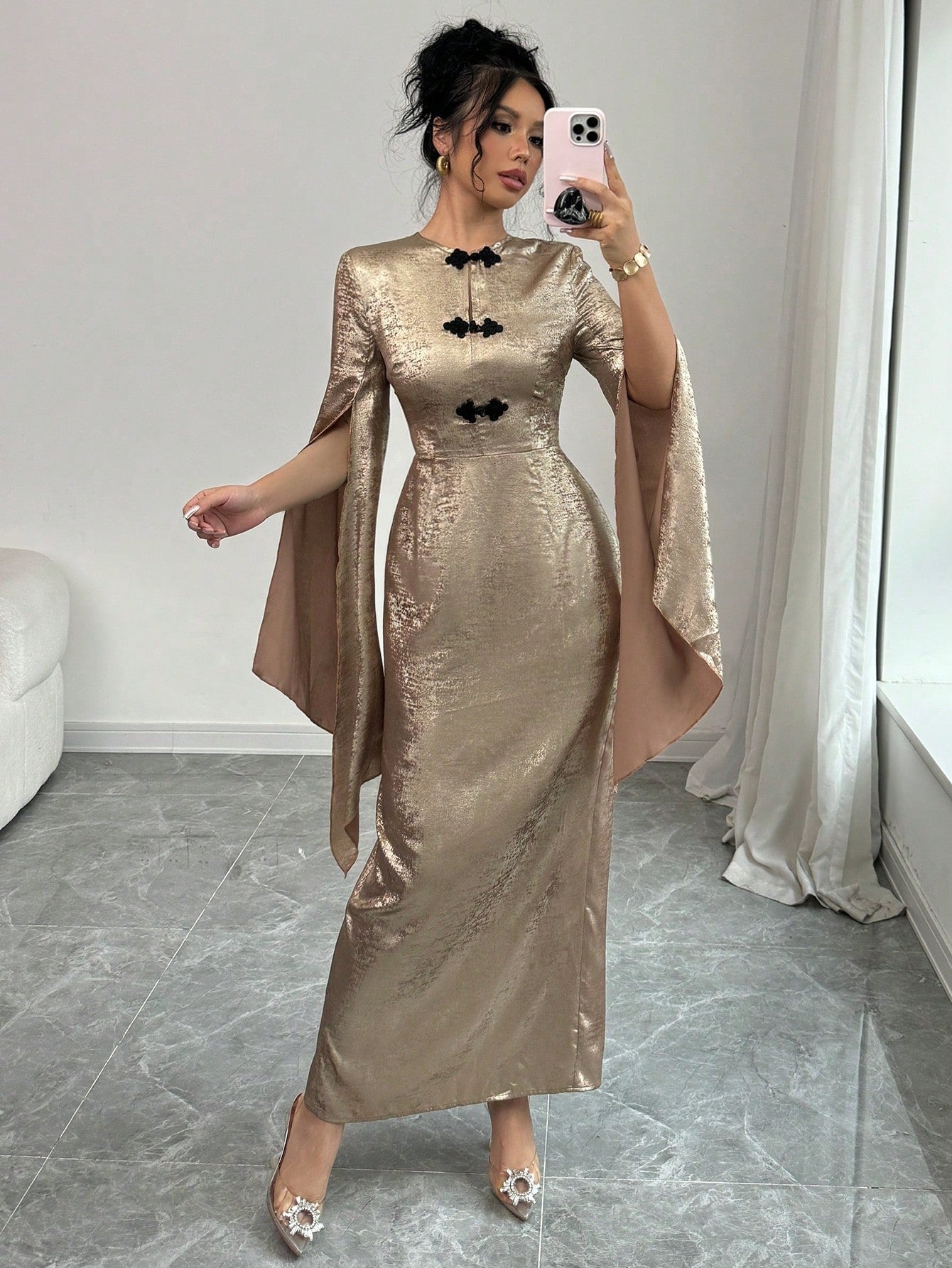 Stunning Gold Metallic Maxi Dress, Chinese Style, Statement Sleeves, Size 16.